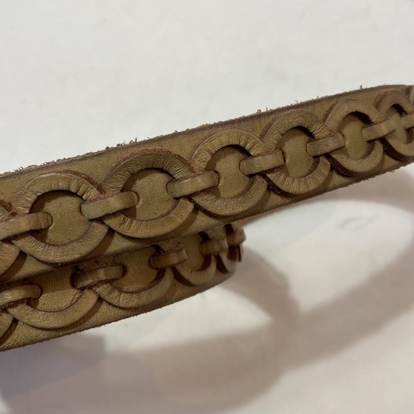 Amsterdam Leather Circle Belt Full Grain leather Beige Antique Silver Buckle Med - Picture 3 of 6